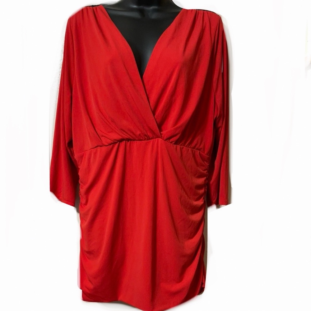 🦋TORRID Red Shirred Tunic Top🦋